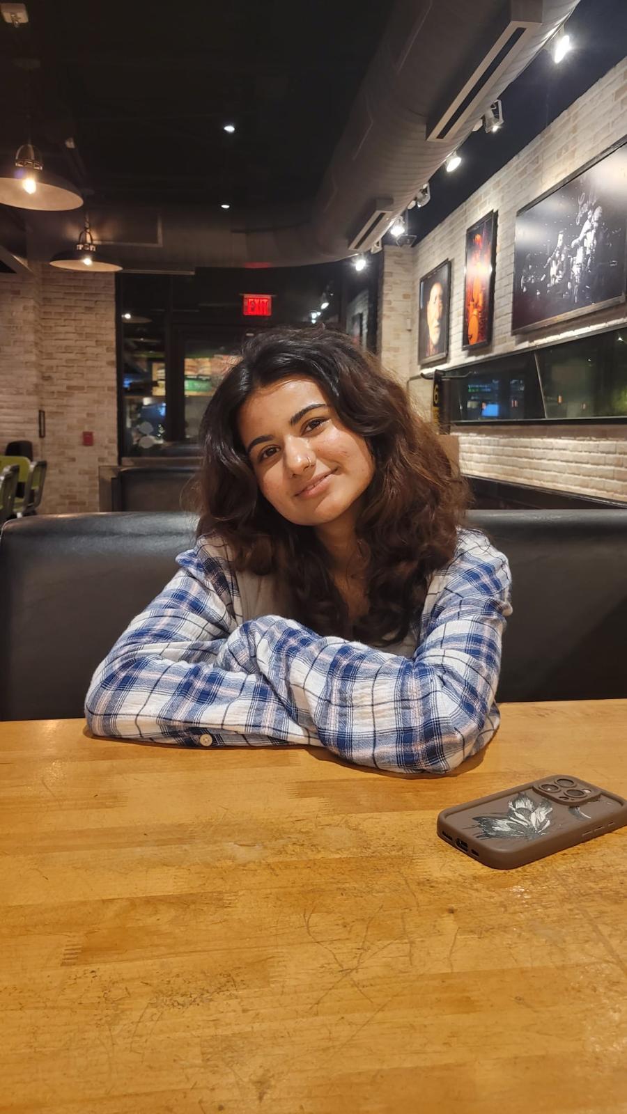 Photograph of Pratha Gupta smiling